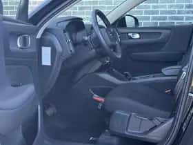 Volvo XC40 thumbnail 9