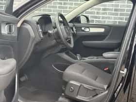 Volvo XC40 thumbnail 11