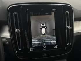 Volvo XC40 thumbnail 25