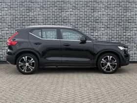 Volvo XC40 thumbnail 6