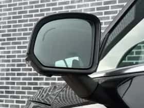 Volvo XC40 thumbnail 9