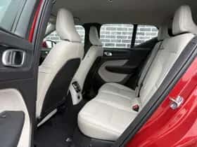 Volvo XC40 thumbnail 12