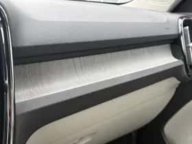 Volvo XC40 thumbnail 18
