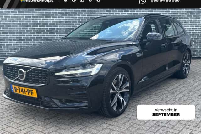 Volvo V60 (2022) thumbnail 1