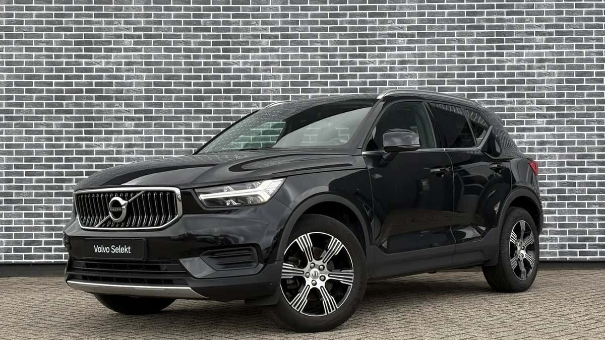 Volvo XC40 (2022) — foto 1