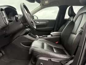 Volvo XC40 (2022) thumbnail 8