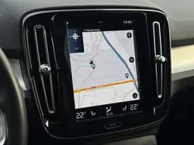 Volvo XC40 thumbnail 23