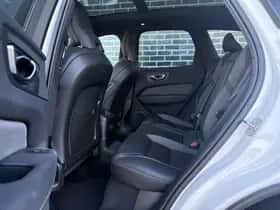 Volvo XC60 thumbnail 10
