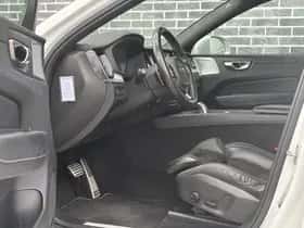Volvo XC60 thumbnail 11