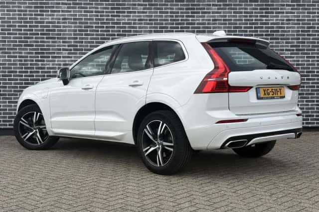 Volvo XC60 (2019) thumbnail 5