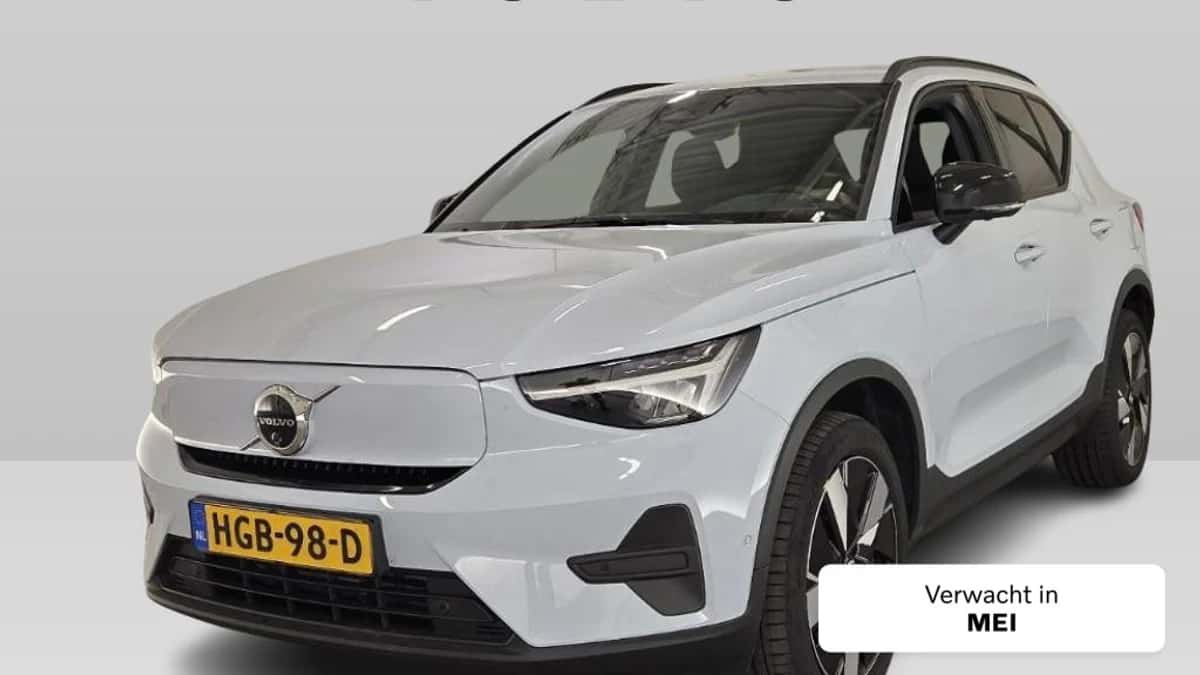 Volvo EX40 — foto 1