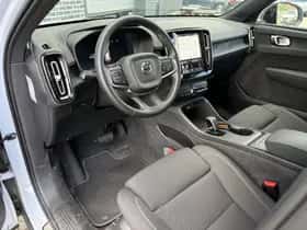 Volvo EX40 (2025) thumbnail 2
