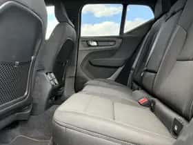 Volvo EX40 (2025) thumbnail 19
