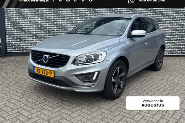 Volvo XC60 (2016) thumbnail 1