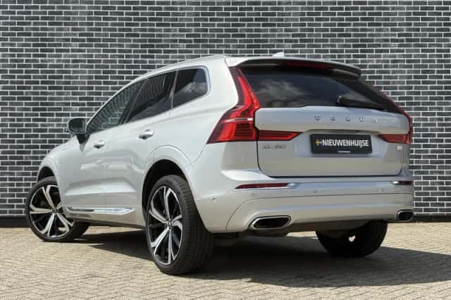 Volvo XC60 (2021) thumbnail 5