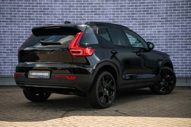 Volvo EX40 (2026) thumbnail 3