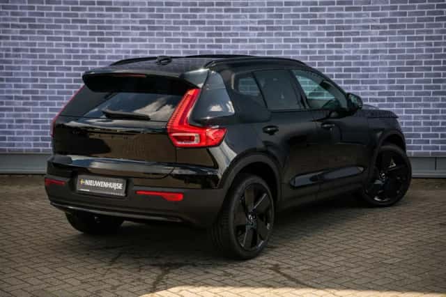 Volvo EX40 (2026) thumbnail 5