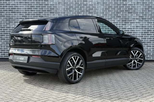 Volvo EX30 (2026) thumbnail 4