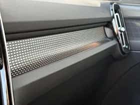 Volvo XC40 thumbnail 16