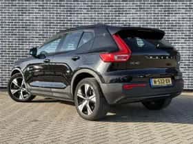 Volvo XC40 thumbnail 5