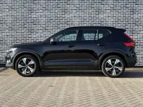 Volvo XC40 thumbnail 7