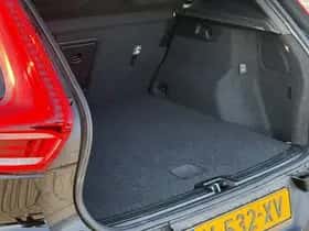 Volvo XC40 thumbnail 9