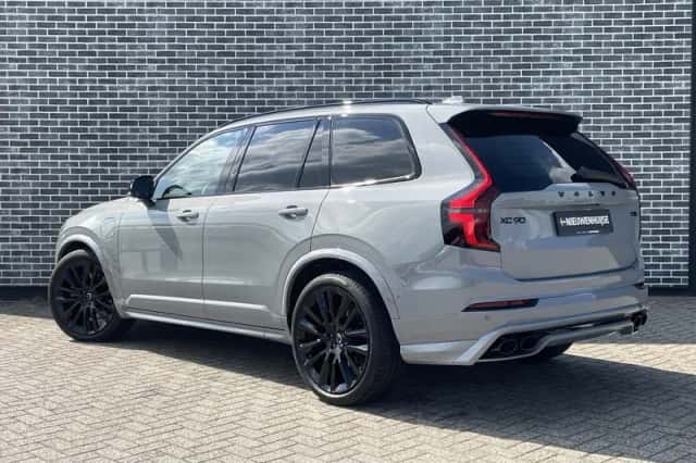 Volvo XC90 (2026) thumbnail 3