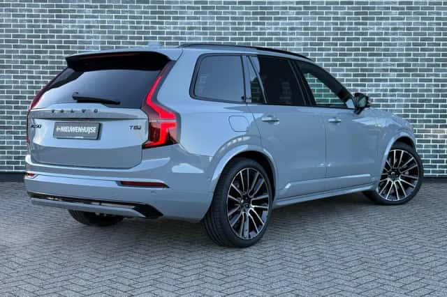 Volvo XC90 (2026) thumbnail 4