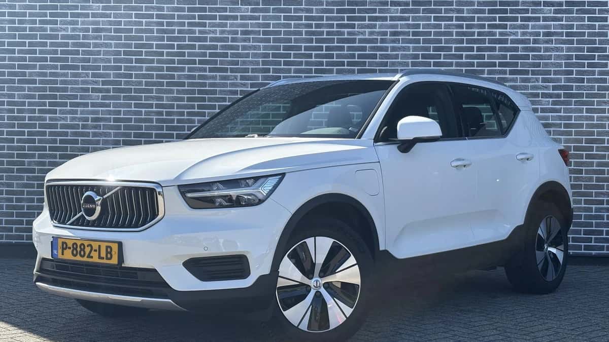Volvo XC40 — foto 1
