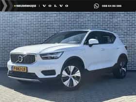 Volvo XC40 (2022)