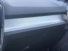 Volvo XC40 thumbnail 17