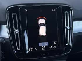 Volvo XC40 thumbnail 25