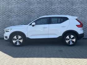 Volvo XC40 thumbnail 7
