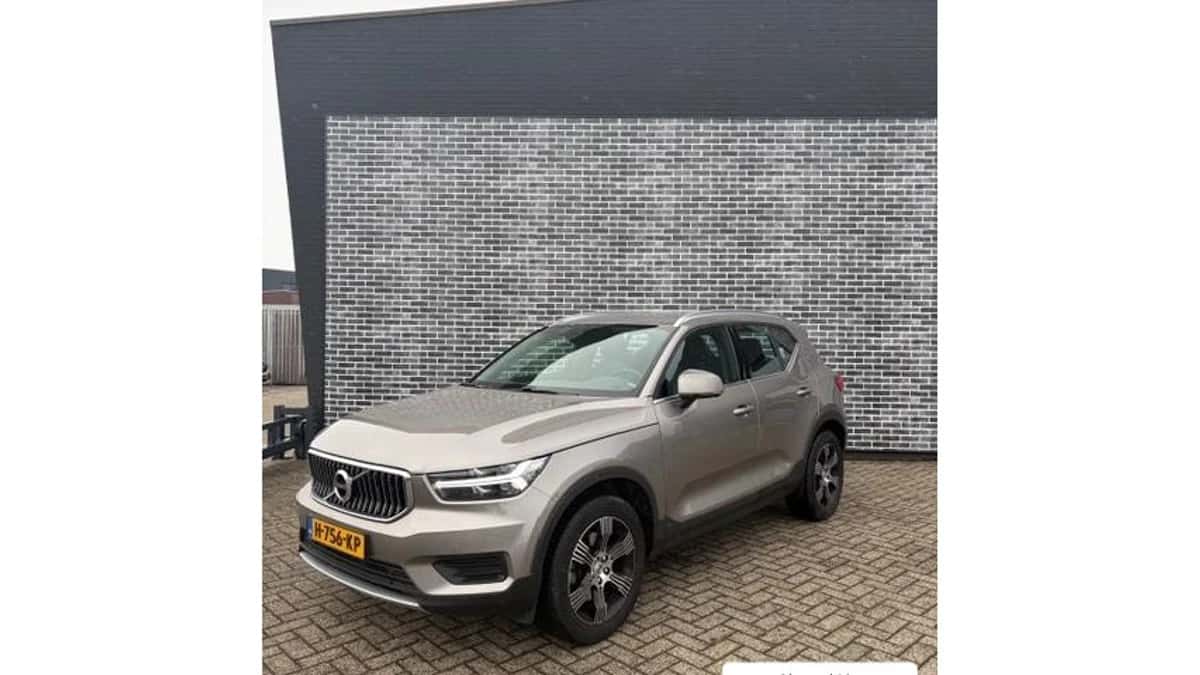 Volvo XC40 — foto 1