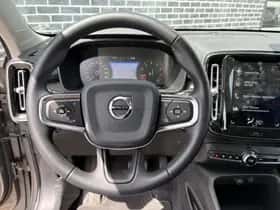 Volvo XC40 (2020) thumbnail 8