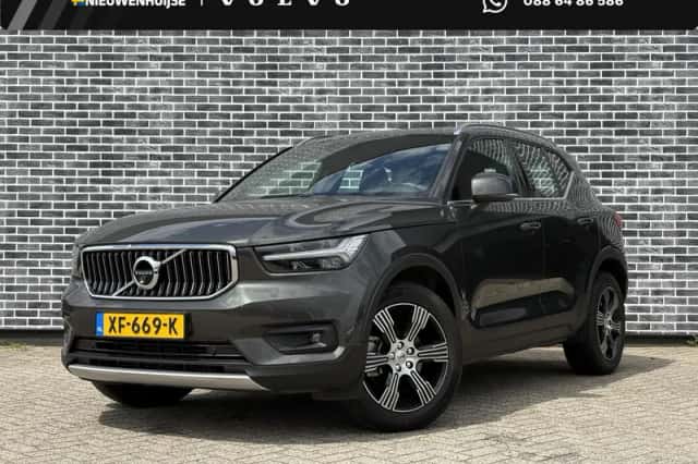 Volvo XC40 (2018) thumbnail 1