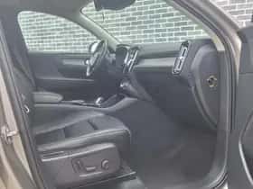Volvo XC40 (2021) thumbnail 15