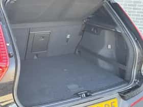 Volvo XC40 thumbnail 11