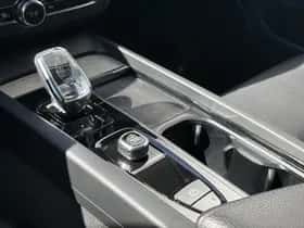 Volvo XC60 thumbnail 22