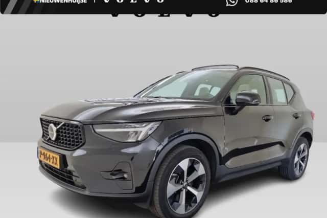 Volvo XC40 (2022) thumbnail 1