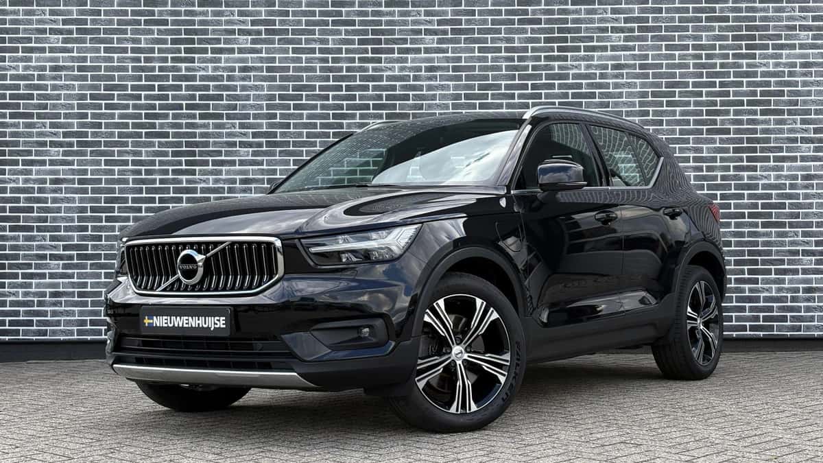 Volvo XC40 — foto 1