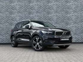 Volvo XC40 thumbnail 2