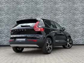 Volvo XC40 thumbnail 5