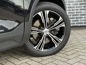 Volvo XC40 thumbnail 6