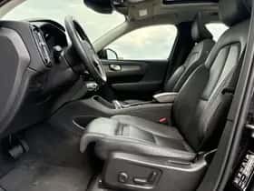 Volvo XC40 thumbnail 7
