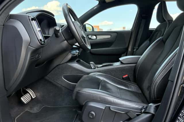 Volvo XC40 (2021) thumbnail 6