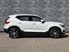 Volvo XC40 thumbnail 6