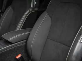 Volvo EX40 thumbnail 12