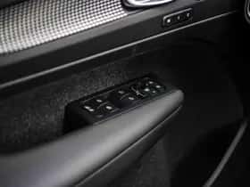 Volvo EX40 thumbnail 14