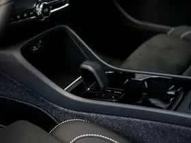 Volvo EX40 thumbnail 19